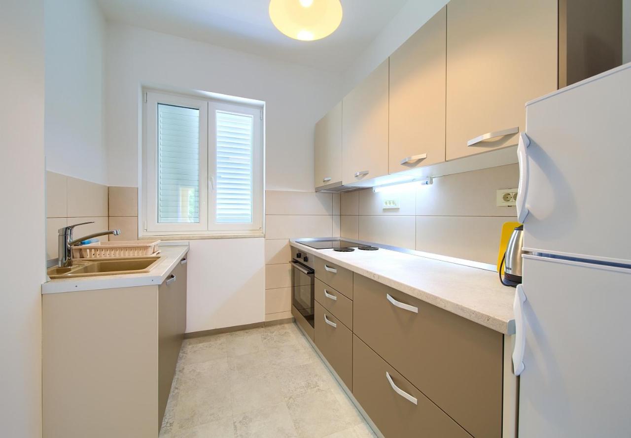 Apartmani Dal Malinska Kültér fotó