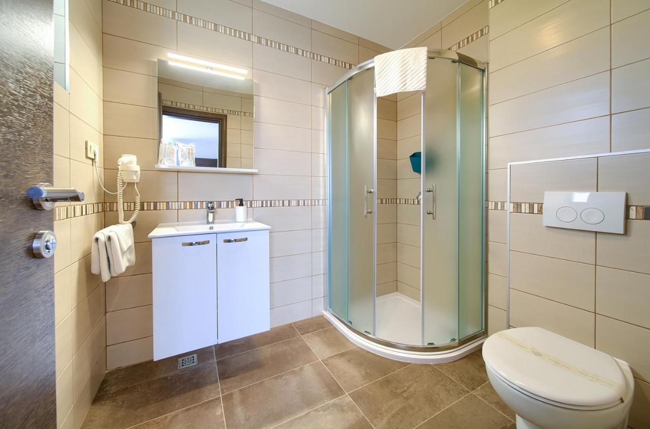 Apartmani Dal Malinska Kültér fotó