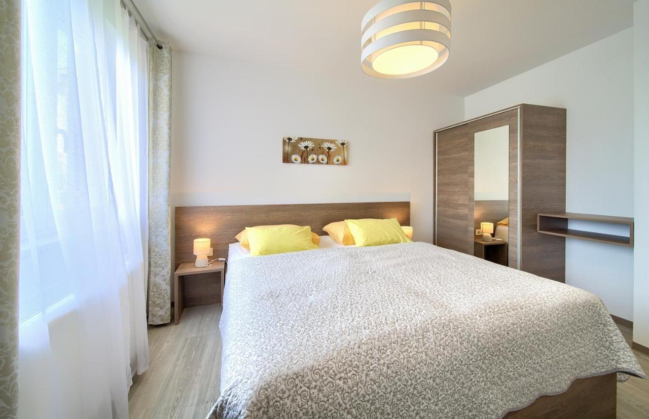 Apartmani Dal Malinska Kültér fotó