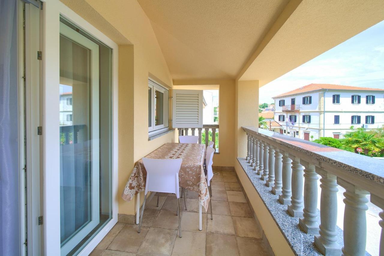 Apartmani Dal Malinska Kültér fotó