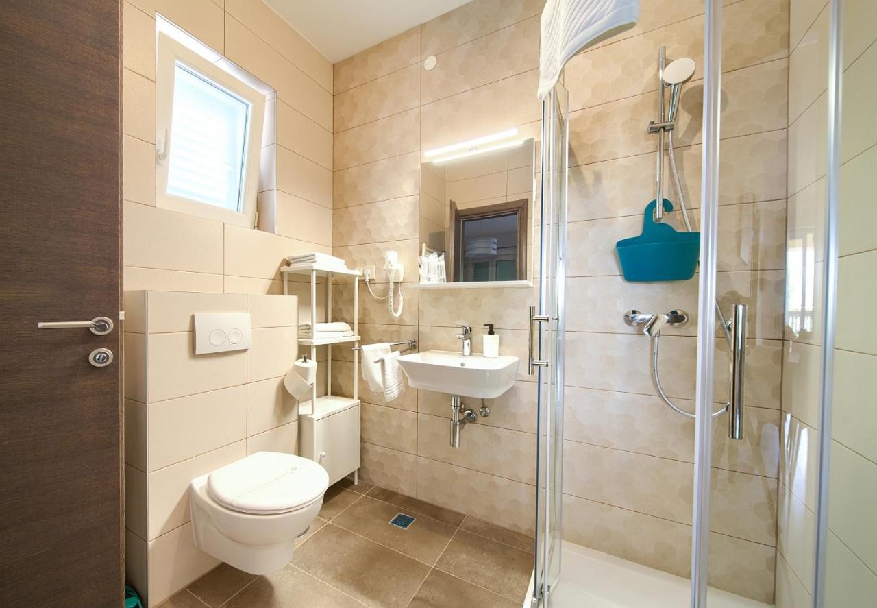 Apartmani Dal Malinska Kültér fotó